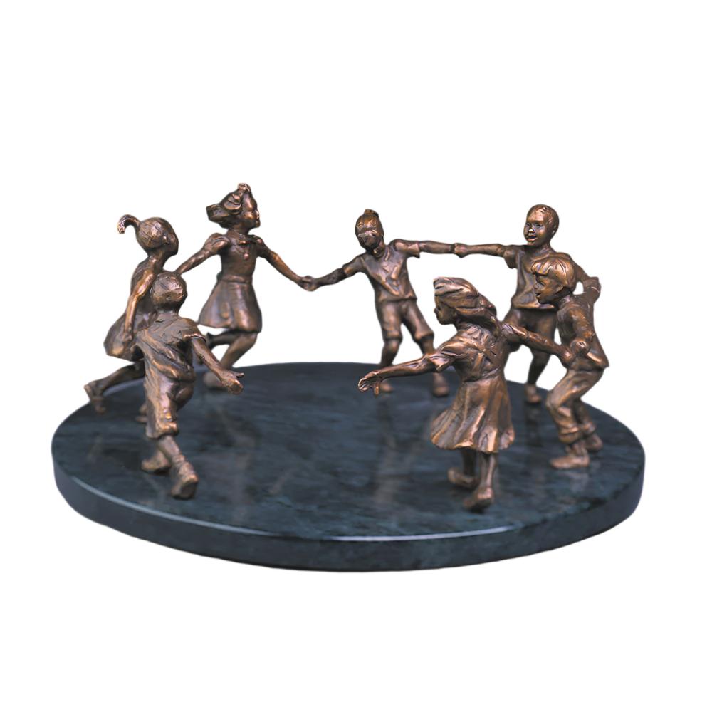 Circle of Peace (7 Children) - Bronze Sculptureby artist Gary Lee