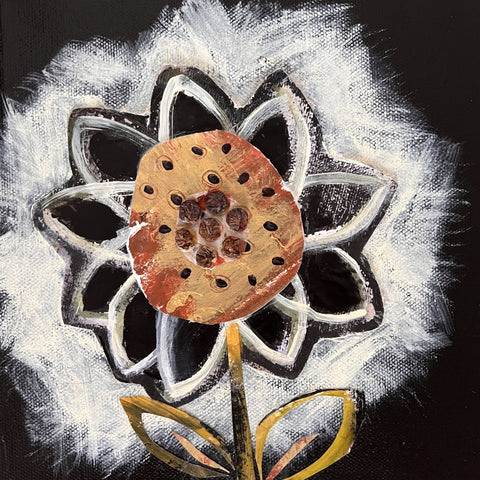 Joyce Wynes - "Floral: Radiating Flower 2"